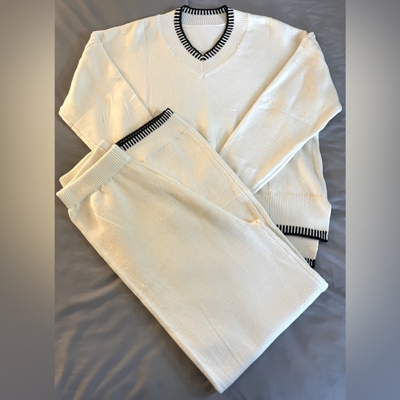NWT CAKULO Women’s 2 Piece V-Neck Pullover Sweaters & Wide Leg Pants. Size: (XL) - Picture 8 of 15